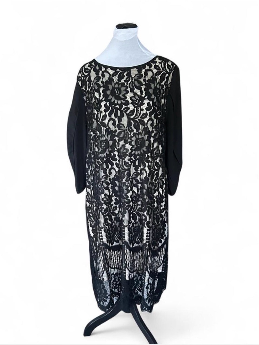 Black & White Floral Lace Maxi Dress